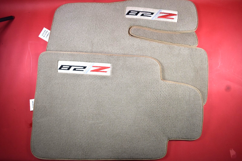 1993-2002 CAMARO Z28 5.7 LS1 LT1 2PC TAN MATS CARPET LINER SET *FM05F/FM18R OEM*