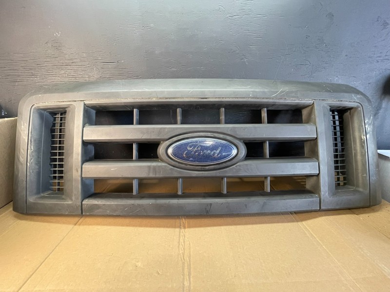 2008 to 2014 Ford Econoline E150 E250 Front Upper Black Grill Grille AC5263 DG