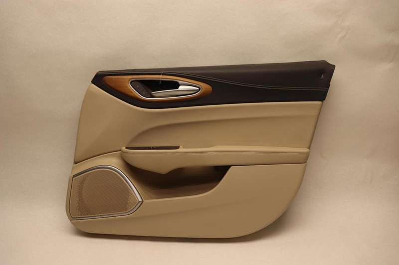 2018-2019 ALFA ROMEO GIULIA FRONT RIGHT PASSENGER SIDE DOOR PANEL TRIM COVER OEM