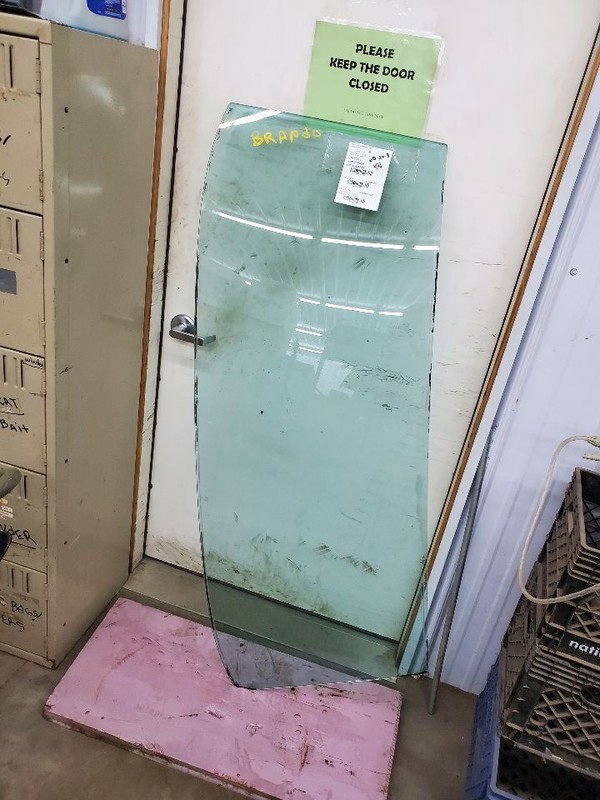 Back Glass Sedan Fits 70-72 HONDA 600 291686