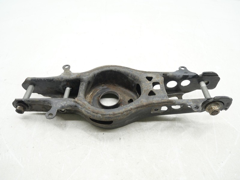 Used Rear Passenger Right Lower Control Arm 2016-2024 Chevy Camaro SS 6.2L OEM