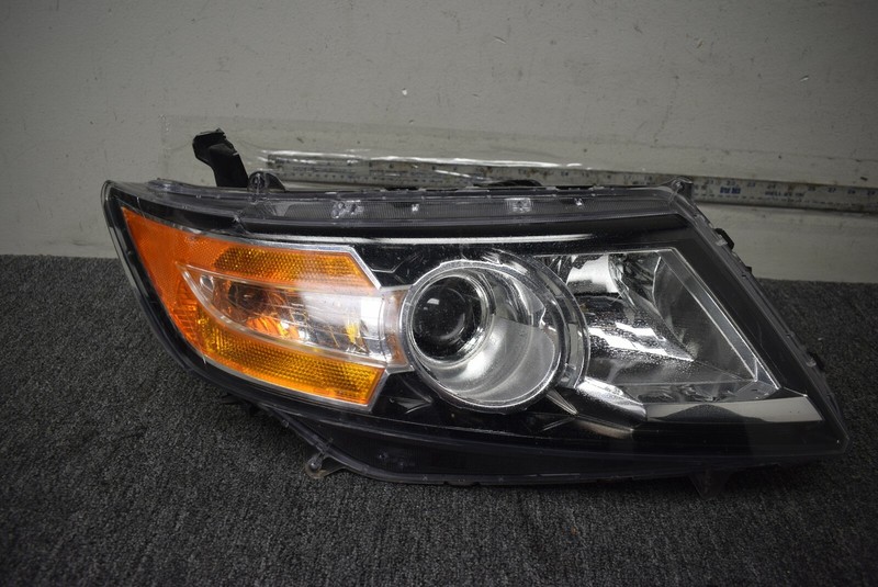 2014-2017 HONDA ODYSSEY HEADLIGHT RIGHT SIDE FACTORY OEM