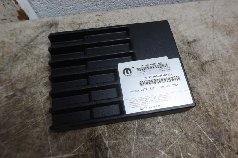2018-2026 Jeep Wrangler JL Gladiator JT OEM Amplifier Assembly 68471119