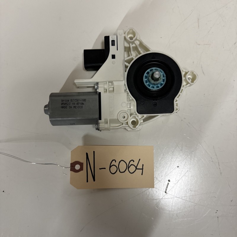 TESLA MODEL Y REAR LEFT SIDE DOOR WINDOW REGULATOR MOTOR OEM 2020-23 6064B25