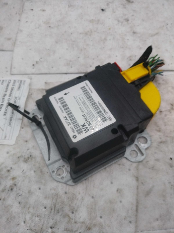 Used Air Bag Module fits: 2015 Jeep Grand cherokee Air Bag w/o driver knee bolst