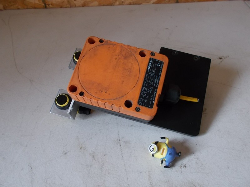 Efector KDE3060-FPKG/NI/NPT KD5041 Sensor Assembly Banner T18SP6DQ & 3-Brackets