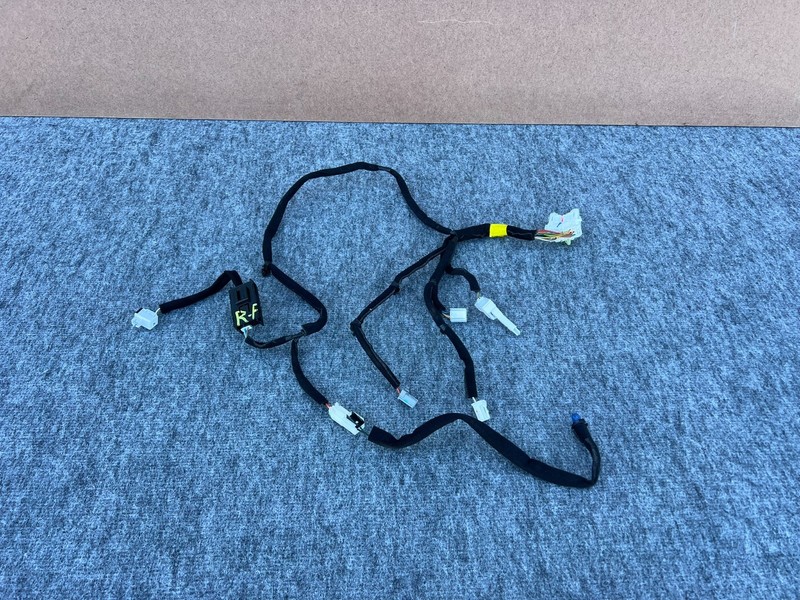 GENESIS GV70 22-26 OEM FRONT RIGHT PASSENGER DOOR EXTENSION WIRE WIRING HARNESS