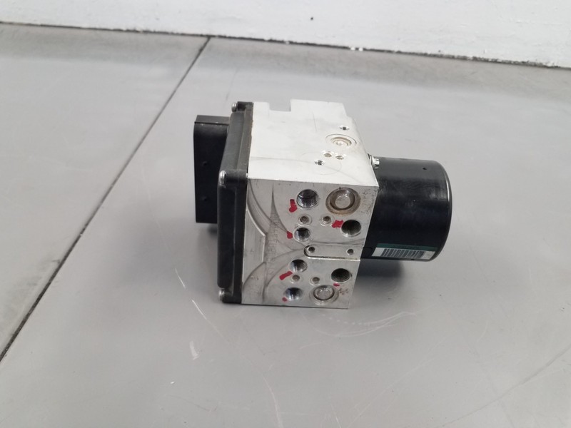 2018 Ram 3500 Laramie DRW Diesel 4x4 ABS Brake Pump Module #5222 V10
