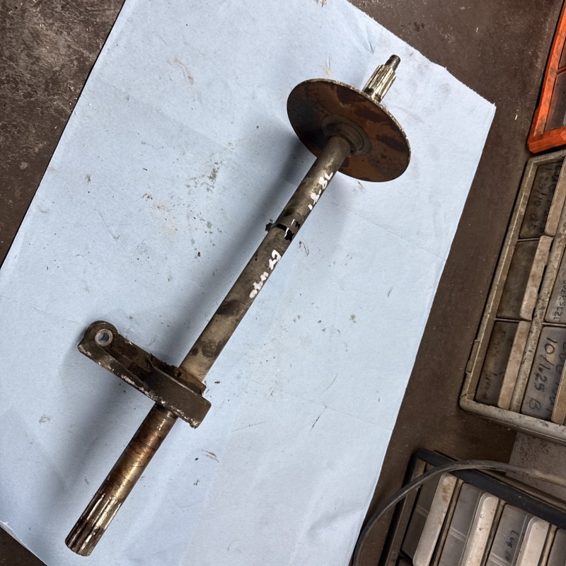 1978 - 1981 YAMAHA Exciter EX440 Vintage snowmobile jack shaft good