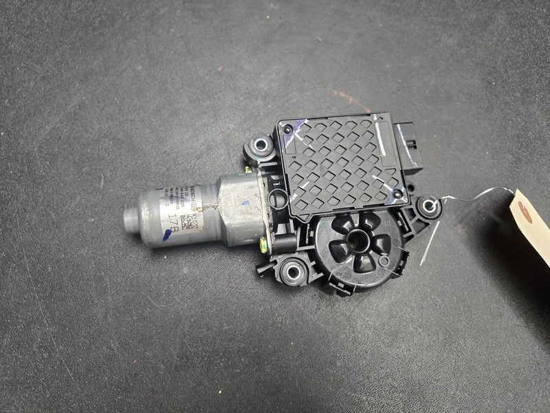 Sunroof Motor 2019 Honda CR-V 70450-TLA-A01 2017 2018 2020 2021 2022