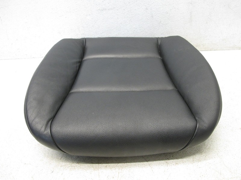 11-16 BMW F10 535i 550i LOWER SEAT CUSHION LEATHER FRONT RIGHT PASSENGER 031224