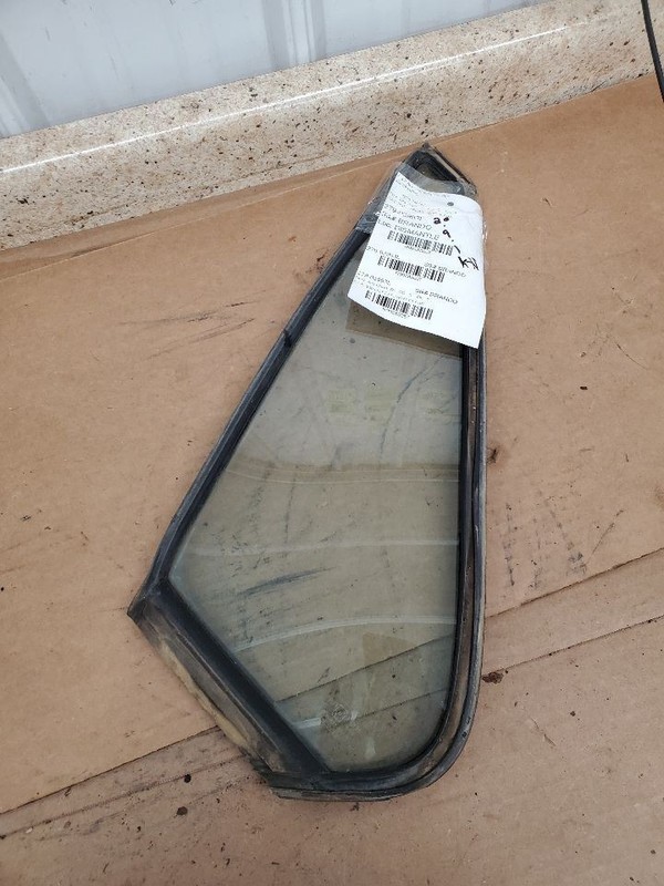 Driver Left Rear Door Vent Glass Lesabre Sedan Fits 75-76 BUICK 289067