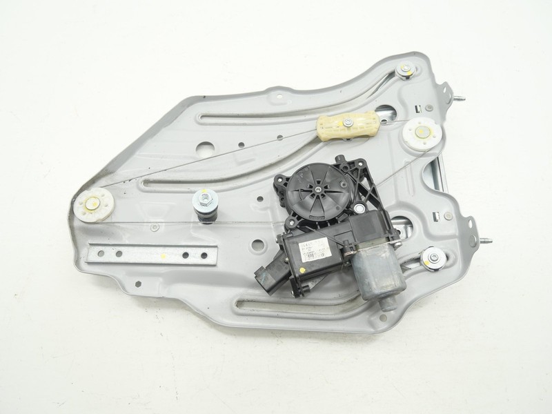 2016-2024 Chevrolet Camaro SS Convertible Passenger Quarter Glass Regulator OEM