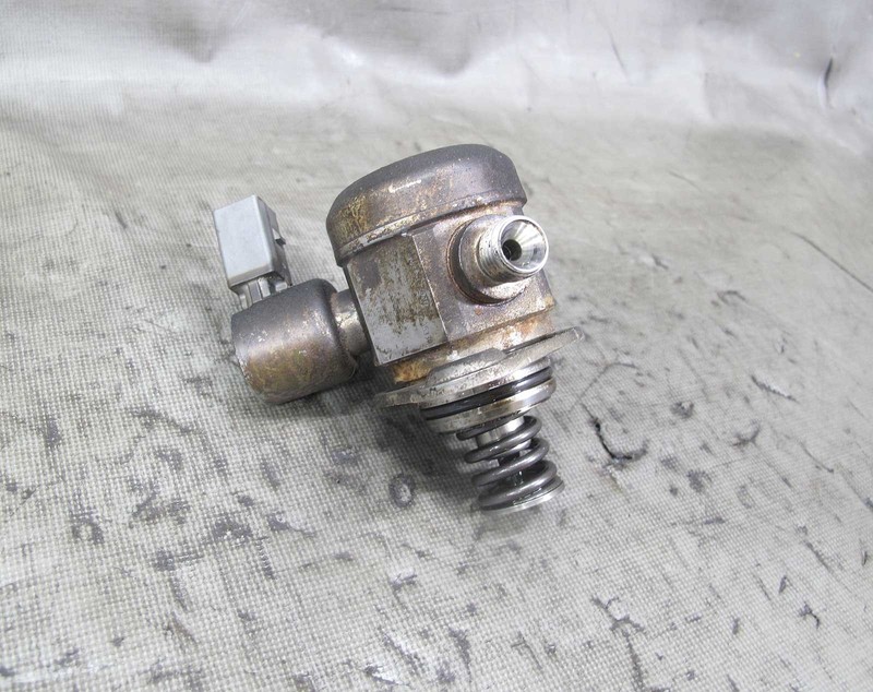 2011-2017 BMW N55 6-Cyl Turbo Engine High Pressure Fuel Delivery Pump OEM VDA