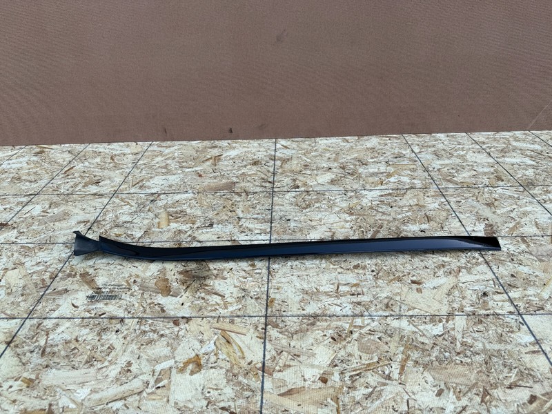 MERCEDES W212 E63 2010-2016 OEM LEFT DRIVER WINDSHIELD COVER BEZEL MOLDING TRIM