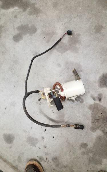 Fuel Pump Assembly Flex Fuel Vehicle Ffv Fits 00-01 TAURUS 226462