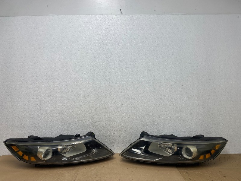 2011-2013 Kia Optima Right Passenger RH Side Headlight Halogen AE6867 DW