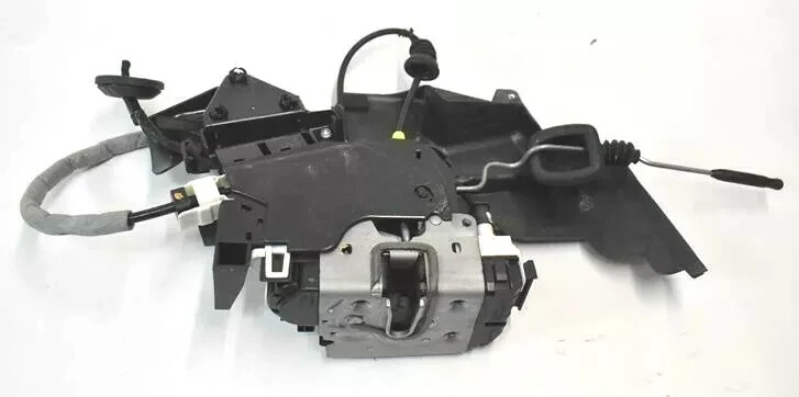 08-14 Mercedes W204 C63 C250 C350 Front Right Side Door Lock Latch Actuator OEM