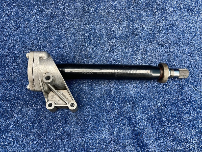 2016–2019 Buick Cascada Intermediate Jackshaft Right Axle Shaft w/ Bracket OEM