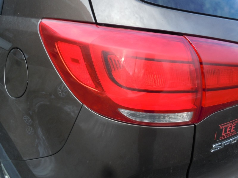 2014-2016 Kia Sportage Quarter Panel Mounted Tail Light Driver Left Incandescent