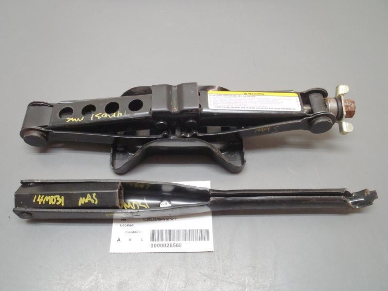 Jack and Tool Kit Assembly 4695774AC Fits 2001-2006 Chrysler Sebring 35812