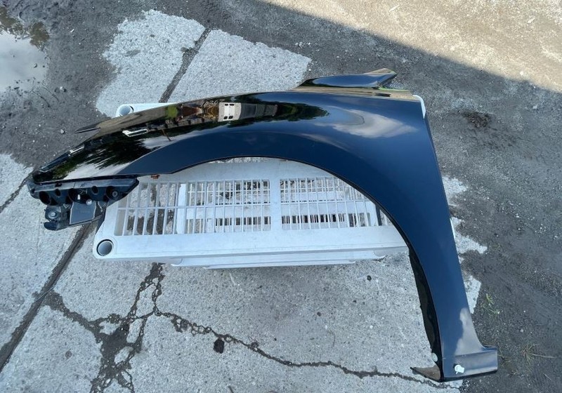 2016-2019 NISSAN SENTRA LEFT FENDER BLACK PC:KH3 ONE SCRATCH 20K 32088