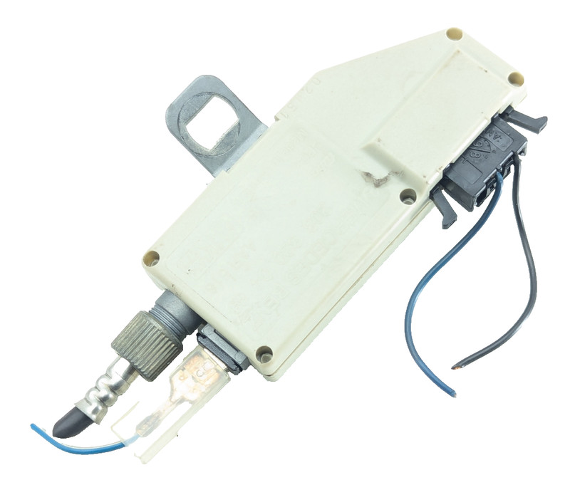 98-02 w208 MERCEDES CLK320 ANTENNA AMPLIFIER MODULE T5248