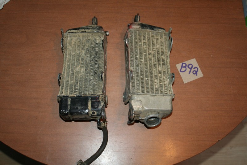 1984 Honda CR 250R Coolant Radiator Set OEM 84B