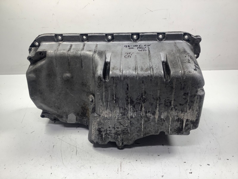 96-00 Honda Civic EX Engine Oil Pan 11200-P2J-000 OEM