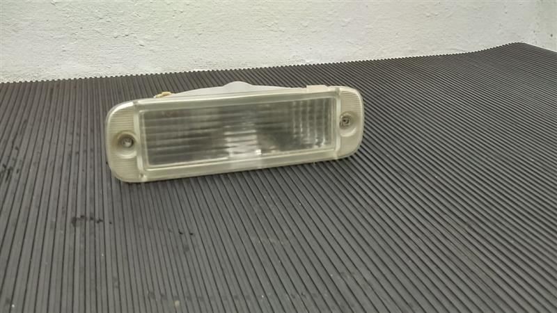 96-02 Chevrolet Express Right Passenger Parking Lamp Turn Signal OEM 05977382