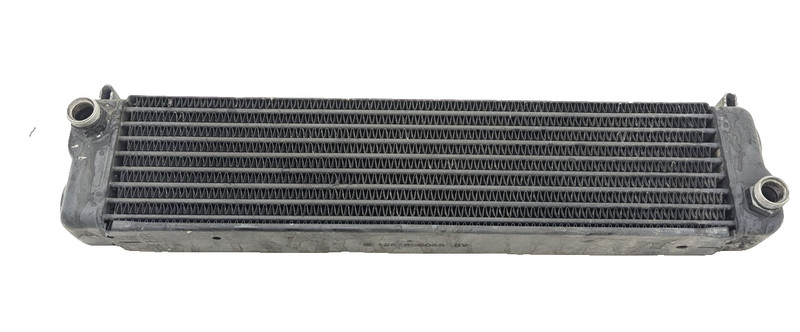 w126 1984 Mercedes 300Sd turbo diesel engine oil cooler OEM