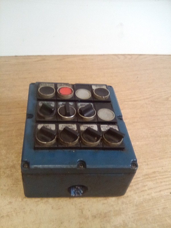 12 Button Machine Control Station W/ (13) Siemens 3SB1400-0B