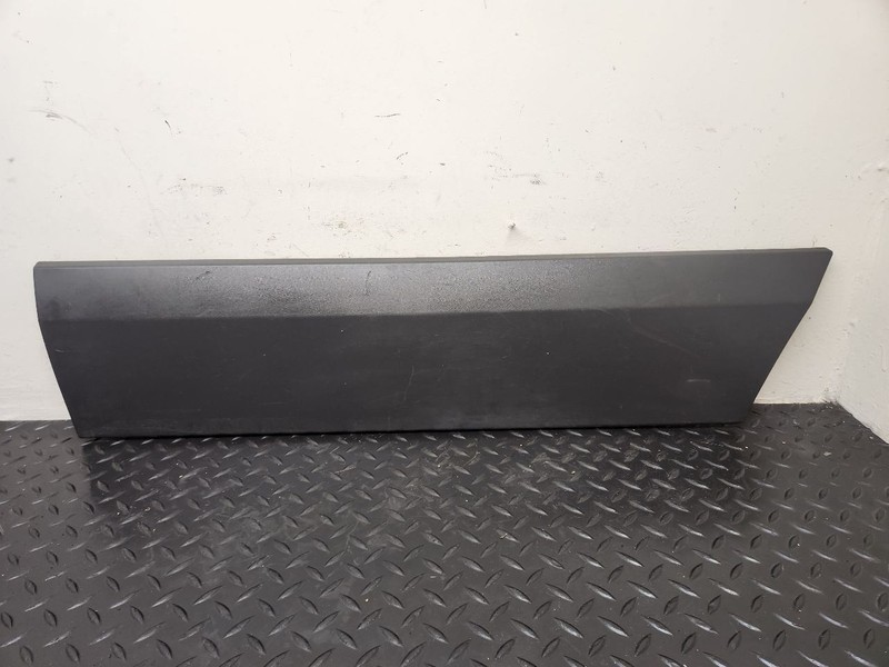 10-18 Mercedes-Benz Sprinter Front Right Passenger Door Molding OEM 9066900262