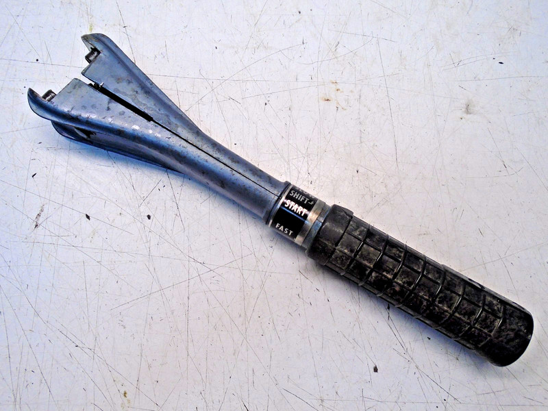 CF1 Vintage Evinrude 7.5hp Outboard Steering Tiller Handle 203307 303093 303094