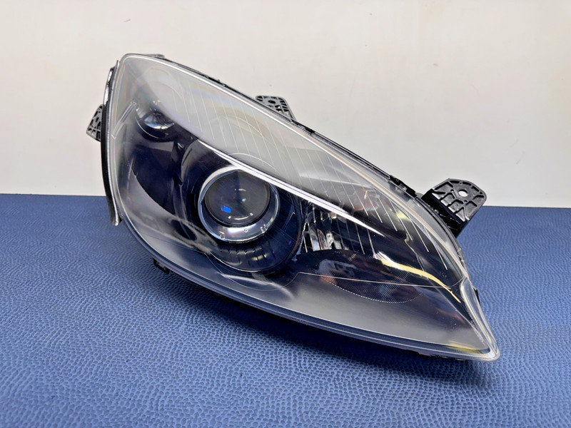 7-10 Saturn Sky Red Line Right Passenger Halogen Headlight Head Lamp OEM 69K Mil