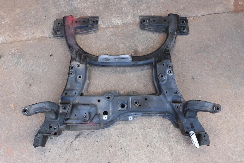 2014-2019 MERCEDES CLA250 C117 AWD FRONT CROSSMEMBER SUBFRAME CRADLE OEM