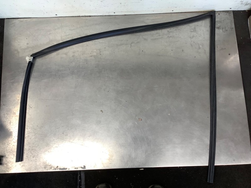 06-11 Civic 4 Door Right front door channel molding , glass guide Used OEM