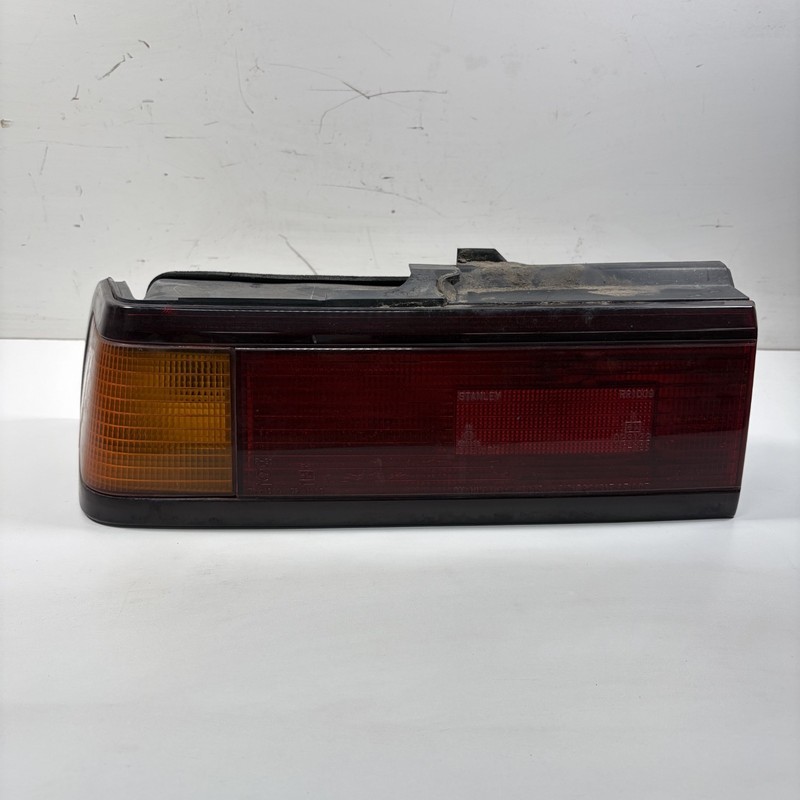 90-91 Honda CRX Left Tail Light 33550-SH2-A03 OEM