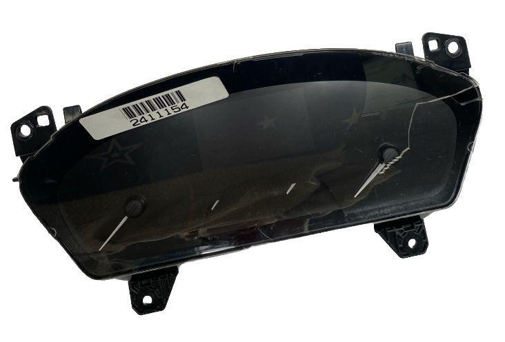 Ford Bronco Sport instrument cluster 21 to 23 M1PT10849ADH front cover is broken