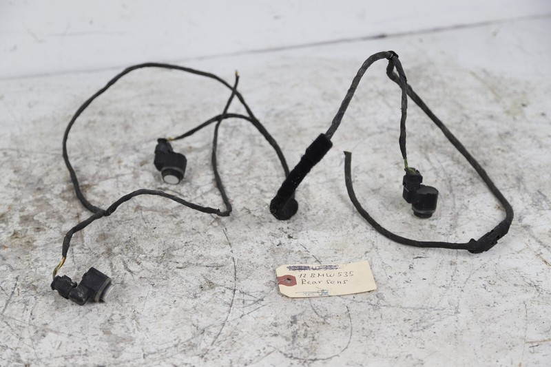 11-13 BMW F10 5 SERIES REAR BUMPER PDC WIRING HARNESS W/ SENSORS WHITE OEM