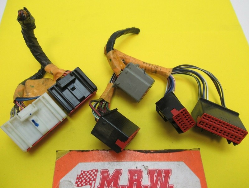 Wire Plug Connector only MULTI FUNCTION GENERAL ELECTRIC COMPUTER BOX LINCOLN LS