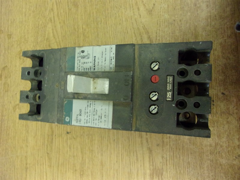 GE TFJ23B126WL 125A 3-Pole Circuit Breaker *FREE SHIPPING*