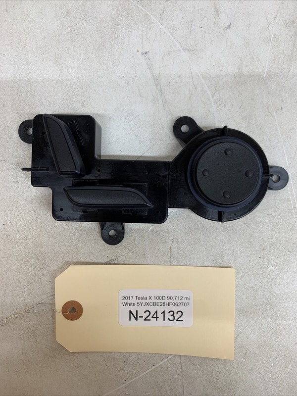 16-20 Tesla Model S X Front Right Pass Seat Adjustment Control Switch 24132 B124
