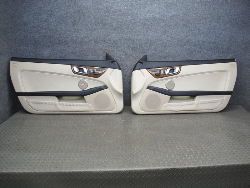 12-16 MERCEDES R172 SLK FRONT LEFT & RIGHT SIDE INTERIOR DOOR PANEL COVER SET