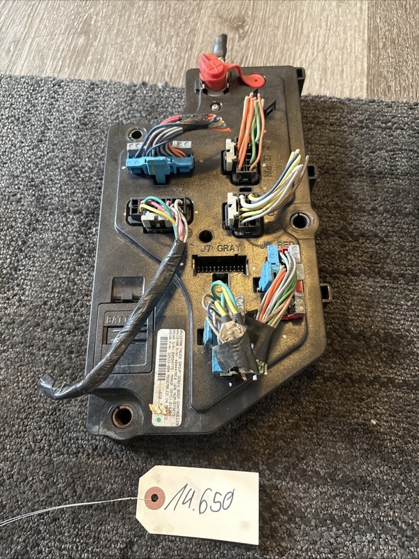 INTERNATIONAL LT Body Control- P/N: 4044470C4