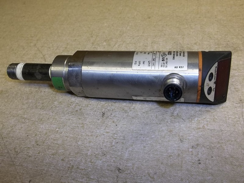 IFM Electronics Efector Pressure Sensor 12619A PN4222 *FREE SHIPPING*