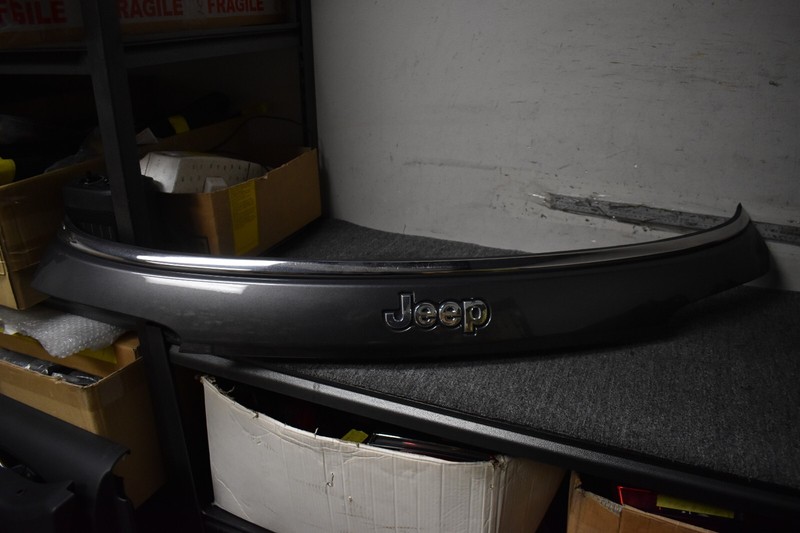 2019-2021 JEEP COMPASS REAR LIFTGATE LICENSE FACTORY OEM