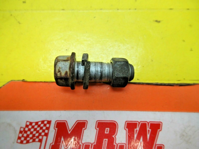 REAR AXLE SHAFT BOLT NUT REAR BACK DIFFERENTIAL LEFT RIGHT AWD RWD for 04-06 G35