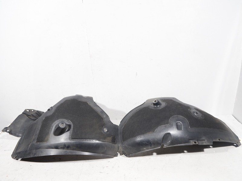 2021 - 2023 TESLA MODEL 3 FRONT RIGHT SIDE FENDER LINER SPLASH GUARD OEM 36K