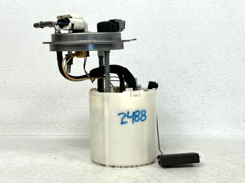 ⭐2015-2016 CADILLAC ESCALADE FUEL TANK MOUNTED PUMP ASSEMBLY OEM LOT2488